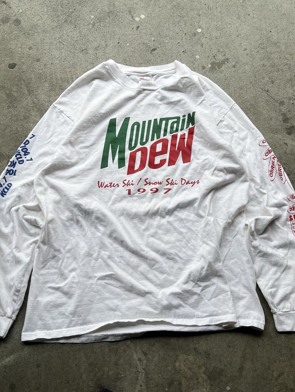 Vintage 90s MOUNTAIN DEW Graphic T shirt Long Sleeve XL White Ski Snowboard